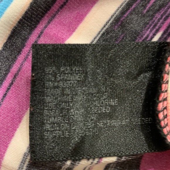 Worthington size petite large polyester spandex short sleeve blouse. Like new - Picture 11 of 11